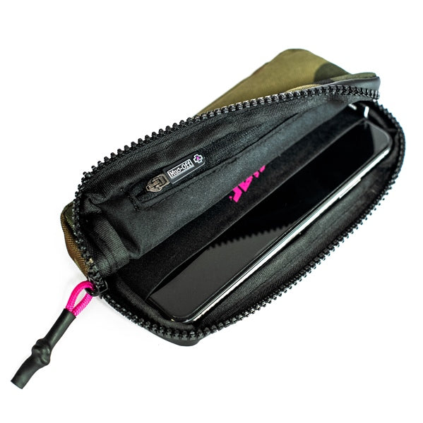 Muc-Off Essential Case-MucOff-Elevate