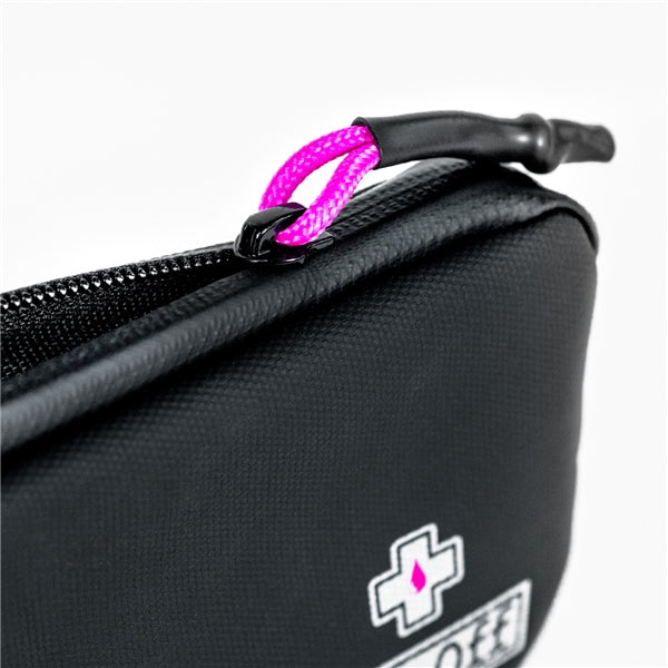 Muc-Off Essential Case