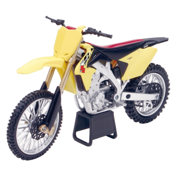 NEW RAY TOYS Suzuki Scale Model-202650-NewRayToys-Elevate