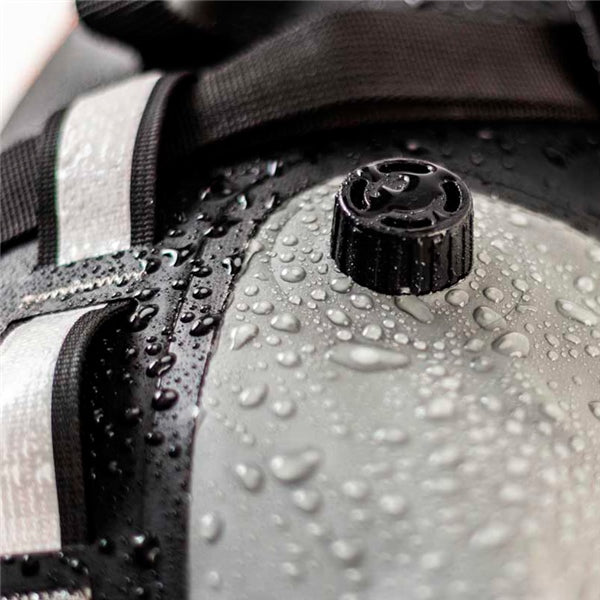 bag-rogue-17l-bk/gy-giantloop