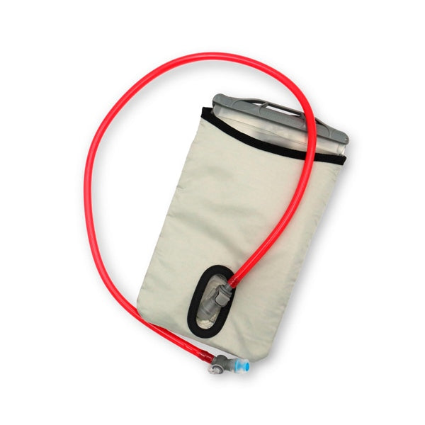 race-2.0-hydration-pack-brz