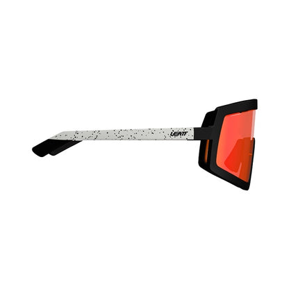 sunglasses-madviz-one-bk/wh-iriz-rd